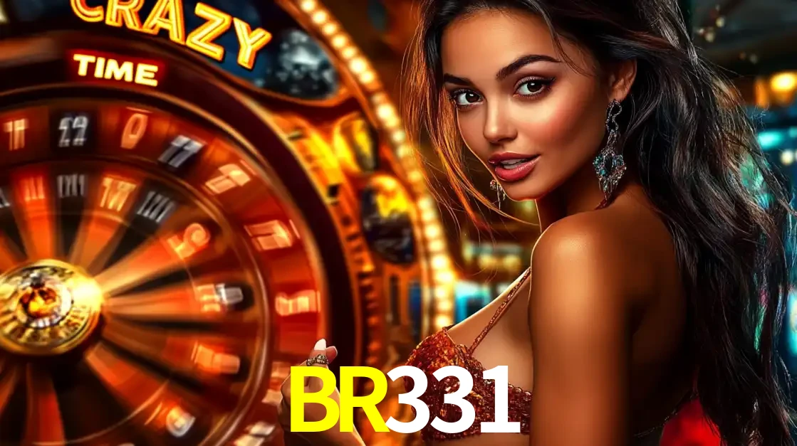 Mulher ao lado da roda de prêmios do jogo de cassino ao vivo Crazy Time, um dos shows de jogos mais emocionantes oferecidos pela plataforma de apostas BR331.